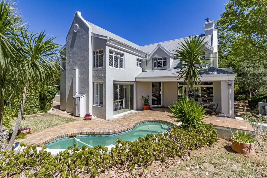 5 Bedroom Property for Sale in Erinvale Golf Estate Western Cape